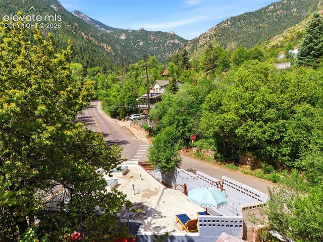 370 Ruxton Avenue, Manitou Springs, CO 80829