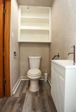 405 W Neely Avenue, Comanche, TX 76442