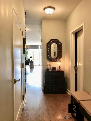 90 Bay Street Landing # 2-G, New York City, NY 10301