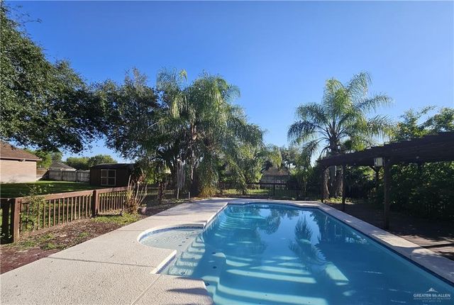 301 Scarlett Circle, Harlingen, TX 78552