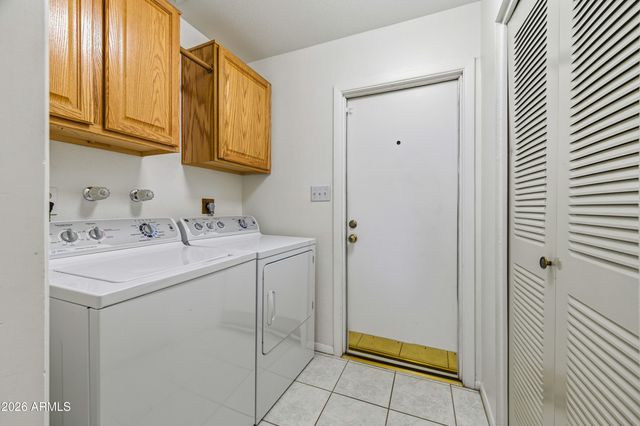 2115 E GREENWAY Drive, Tempe, AZ 85282