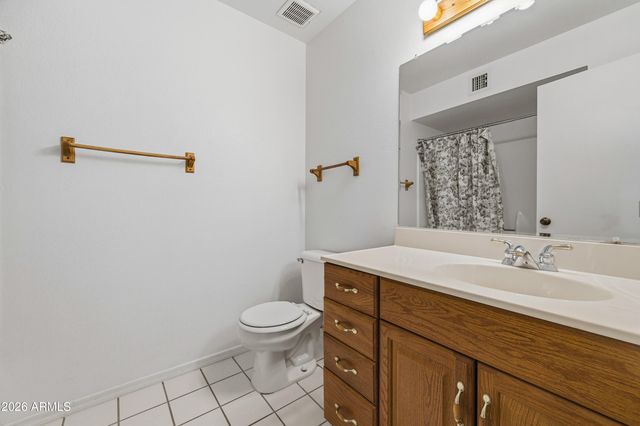 2115 E GREENWAY Drive, Tempe, AZ 85282