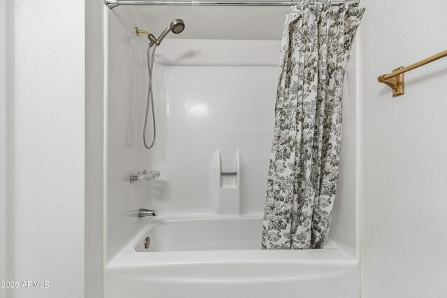 2115 E GREENWAY Drive, Tempe, AZ 85282