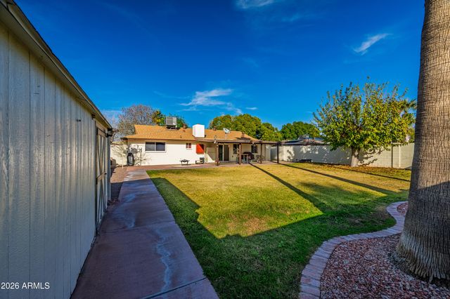 2115 E GREENWAY Drive, Tempe, AZ 85282