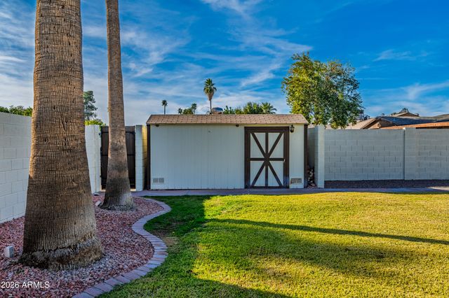 2115 E GREENWAY Drive, Tempe, AZ 85282