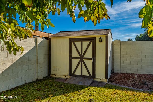 2115 E GREENWAY Drive, Tempe, AZ 85282