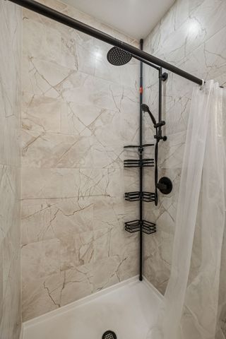 133 Grices Creek Rd, Cumberland City, TN 37050