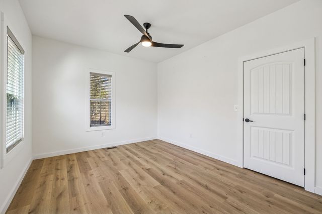 133 Grices Creek Rd, Cumberland City, TN 37050