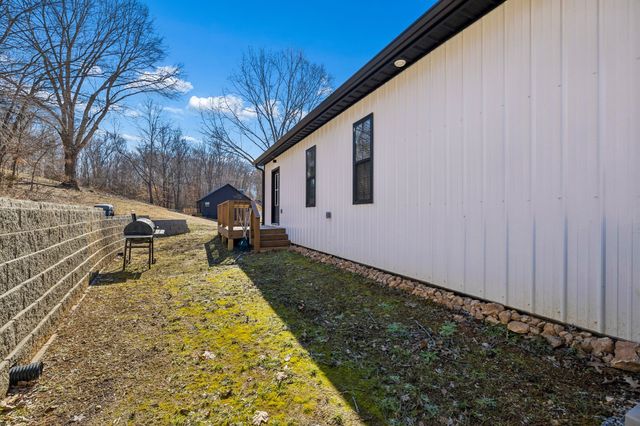 133 Grices Creek Rd, Cumberland City, TN 37050