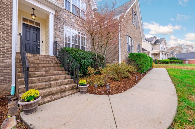 3961 Bentwood Cove Drive, Apison, TN 37302