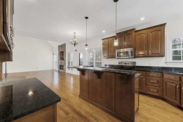 3961 Bentwood Cove Drive, Apison, TN 37302