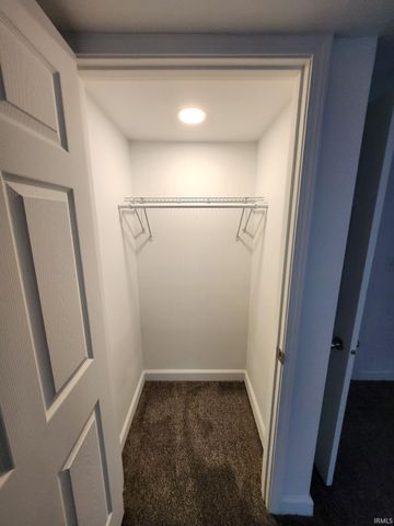 1324 E Illinois Street, Evansville, IN 47711