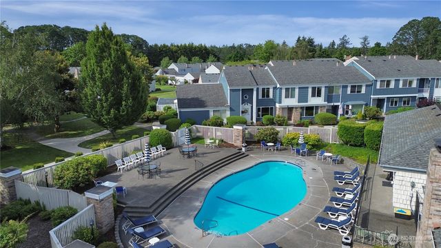 8608 Onyx Drive SW #E, Lakewood, WA 98498