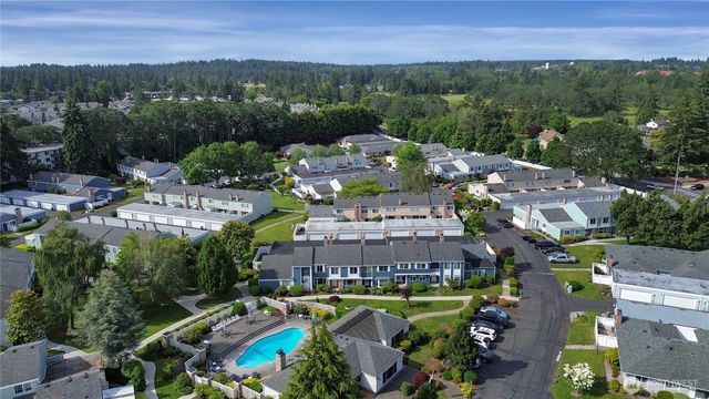 8608 Onyx Drive SW #E, Lakewood, WA 98498