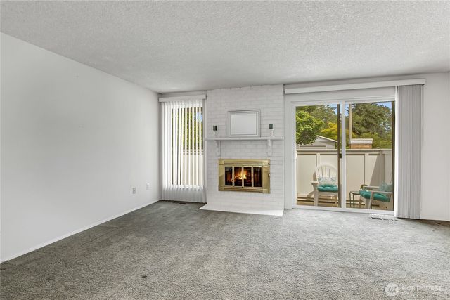 8608 Onyx Drive SW #E, Lakewood, WA 98498
