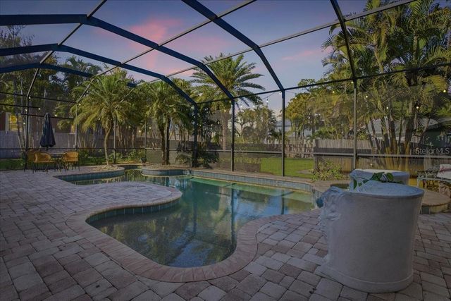 208 N SPRING BOULEVARD, Tarpon Springs, FL 34689