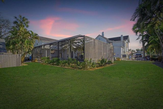 208 N SPRING BOULEVARD, Tarpon Springs, FL 34689