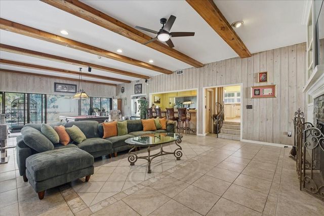 208 N SPRING BOULEVARD, Tarpon Springs, FL 34689