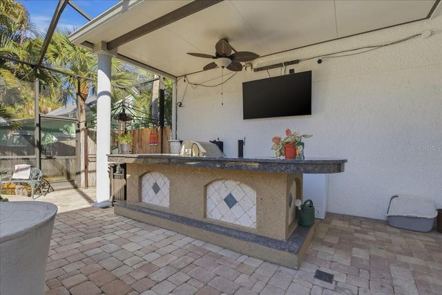 208 N SPRING BOULEVARD, Tarpon Springs, FL 34689