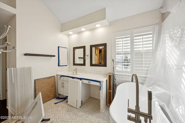 321 SWEETBRIER BRANCH Lane, St. Johns, FL 32259