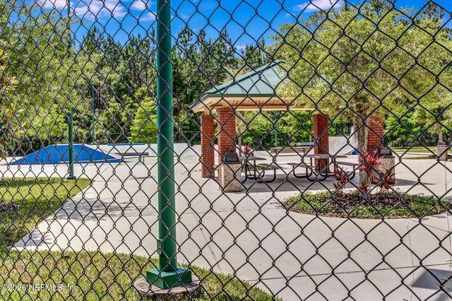 321 SWEETBRIER BRANCH Lane, St. Johns, FL 32259