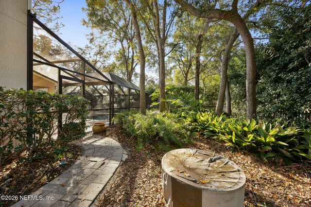 321 SWEETBRIER BRANCH Lane, St. Johns, FL 32259