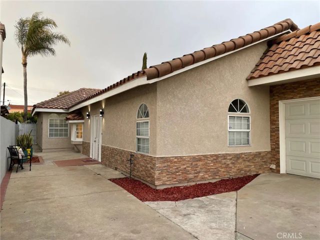 17912 Gridley Road, Artesia, CA 90701