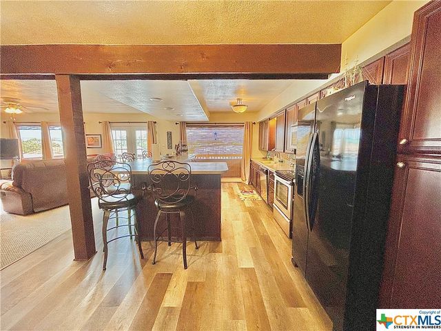 58 Heather Street, Port O'connor, TX 77982