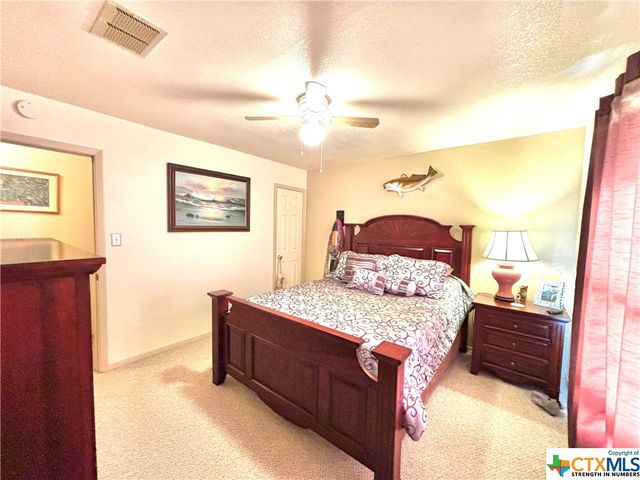 58 Heather Street, Port O'connor, TX 77982