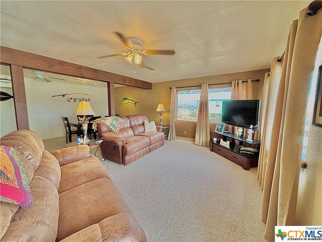 58 Heather Street, Port O'connor, TX 77982