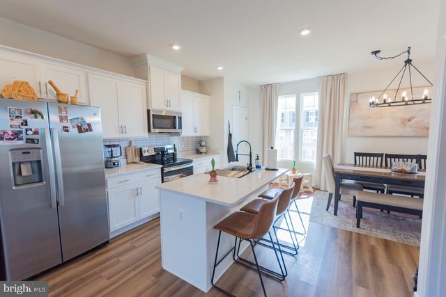 508 NATIONAL ST, Ranson, WV 25438