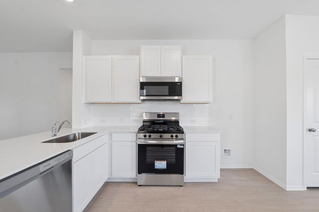 104 Sapling Dew DR, Georgetown, TX 78628