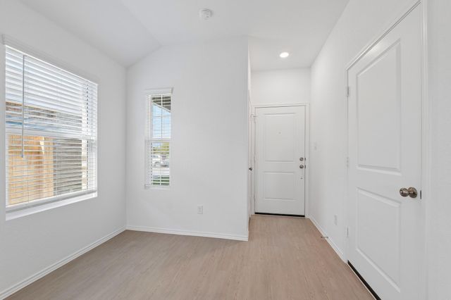 104 Sapling Dew DR, Georgetown, TX 78628