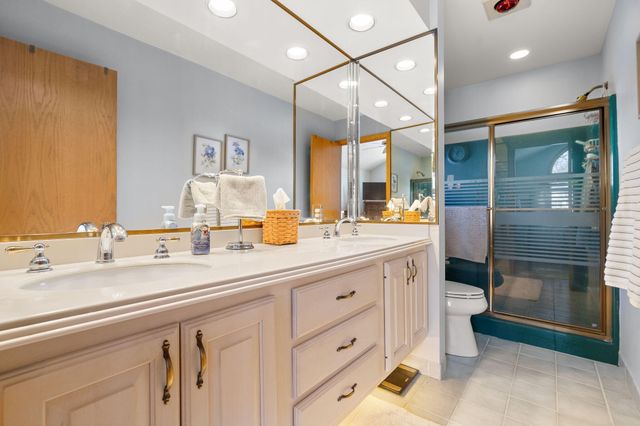 1555 Maumee Drive, Valparaiso, IN 46385