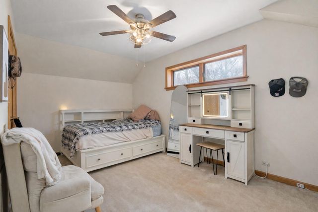 1555 Maumee Drive, Valparaiso, IN 46385