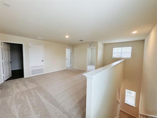 916 Papaya DR, Buda, TX 78610