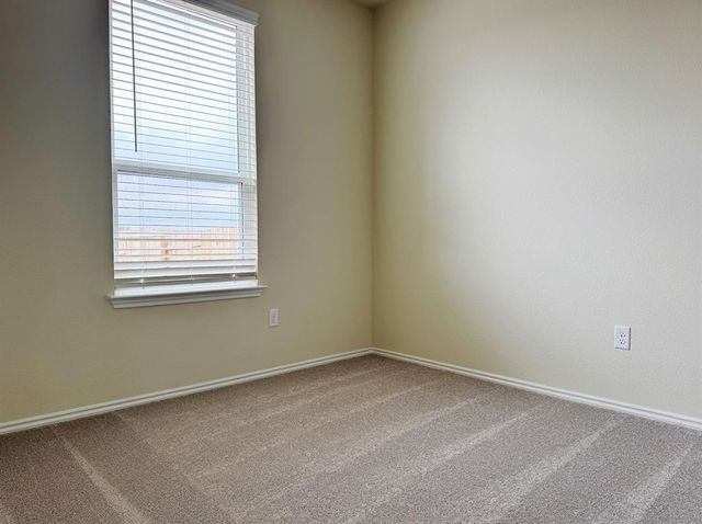 916 Papaya DR, Buda, TX 78610