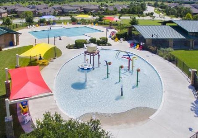 916 Papaya DR, Buda, TX 78610