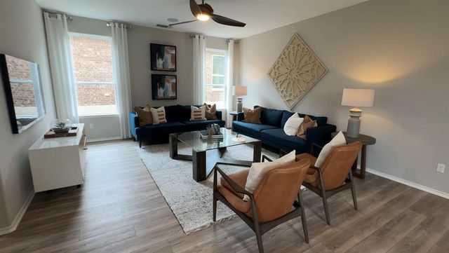 916 Papaya DR, Buda, TX 78610