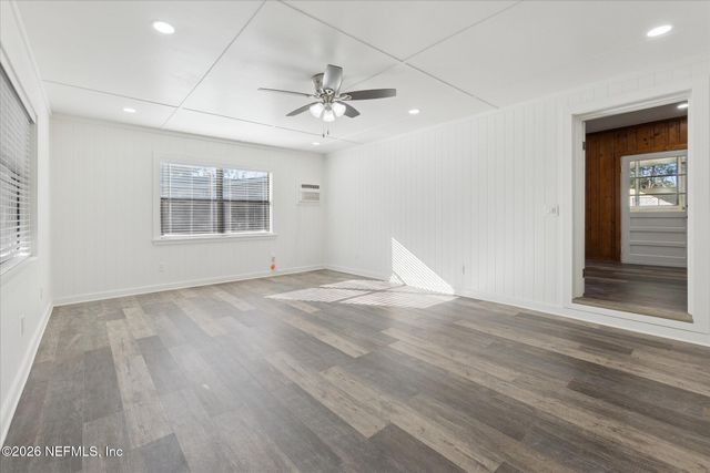 863 WESTGATE Drive, Jacksonville, FL 32221