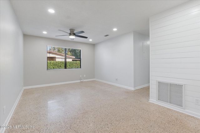 863 WESTGATE Drive, Jacksonville, FL 32221