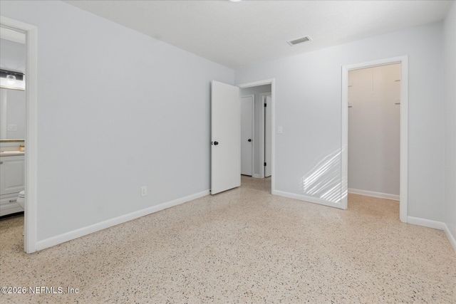 863 WESTGATE Drive, Jacksonville, FL 32221