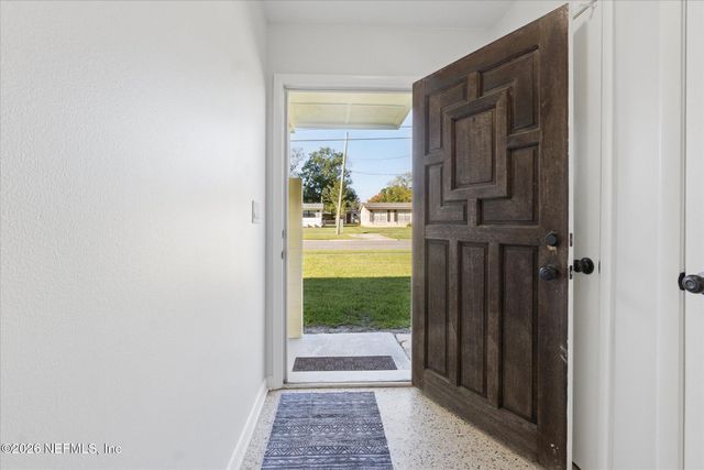 863 WESTGATE Drive, Jacksonville, FL 32221