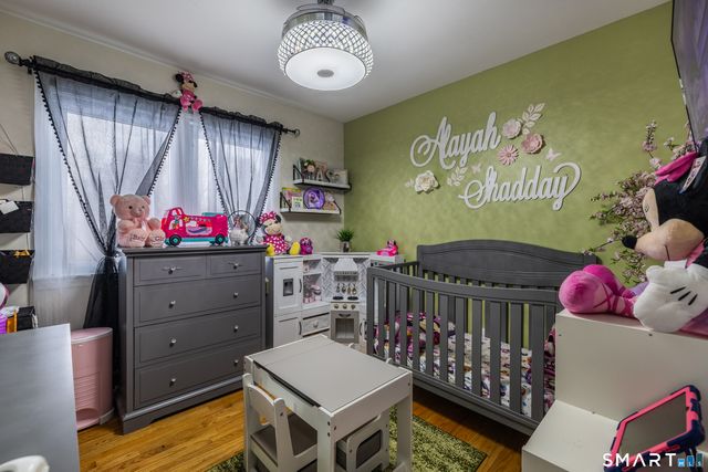 6 Chaucer Drive, Shelton, CT 06484