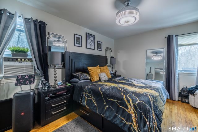 6 Chaucer Drive, Shelton, CT 06484