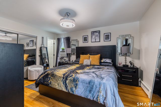 6 Chaucer Drive, Shelton, CT 06484