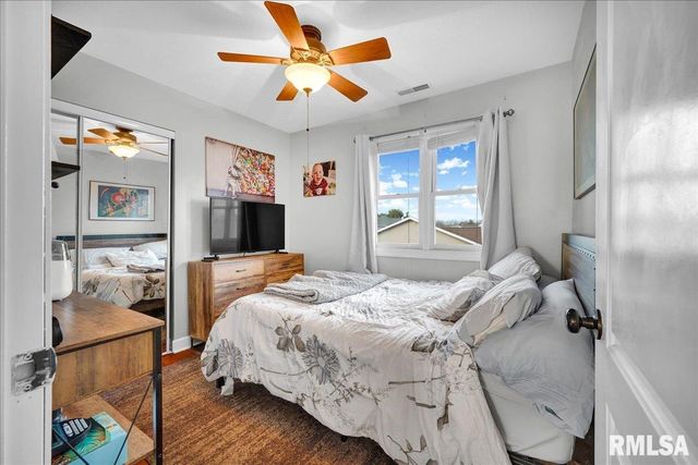 2301 ARLINGTON Circle, Pekin, IL 61554