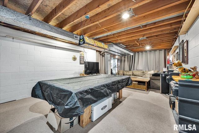 2301 ARLINGTON Circle, Pekin, IL 61554