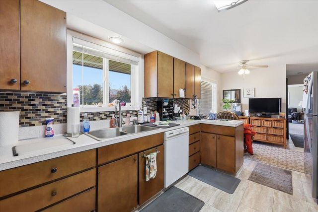 319 N Molter Rd, Liberty Lake, WA 99019