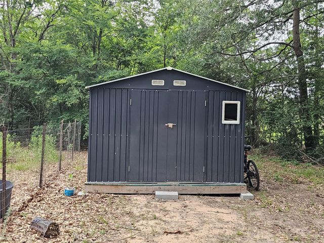10299 Cox Lane, Plantersville, TX 77363